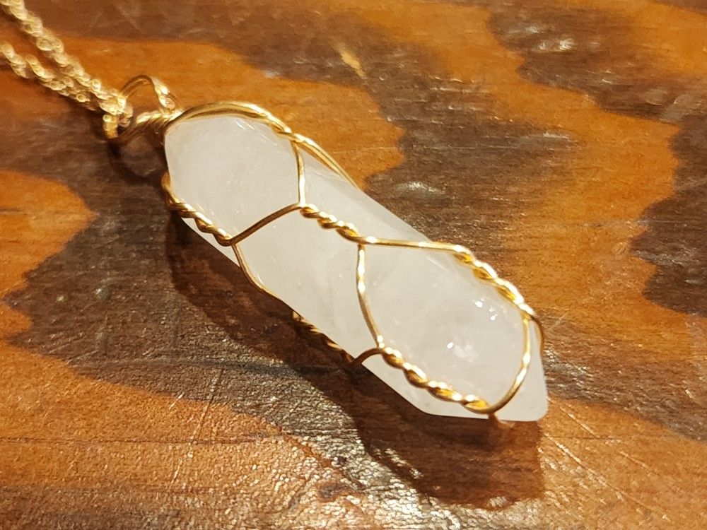 Rose Quartz and Gold Chain Necklace