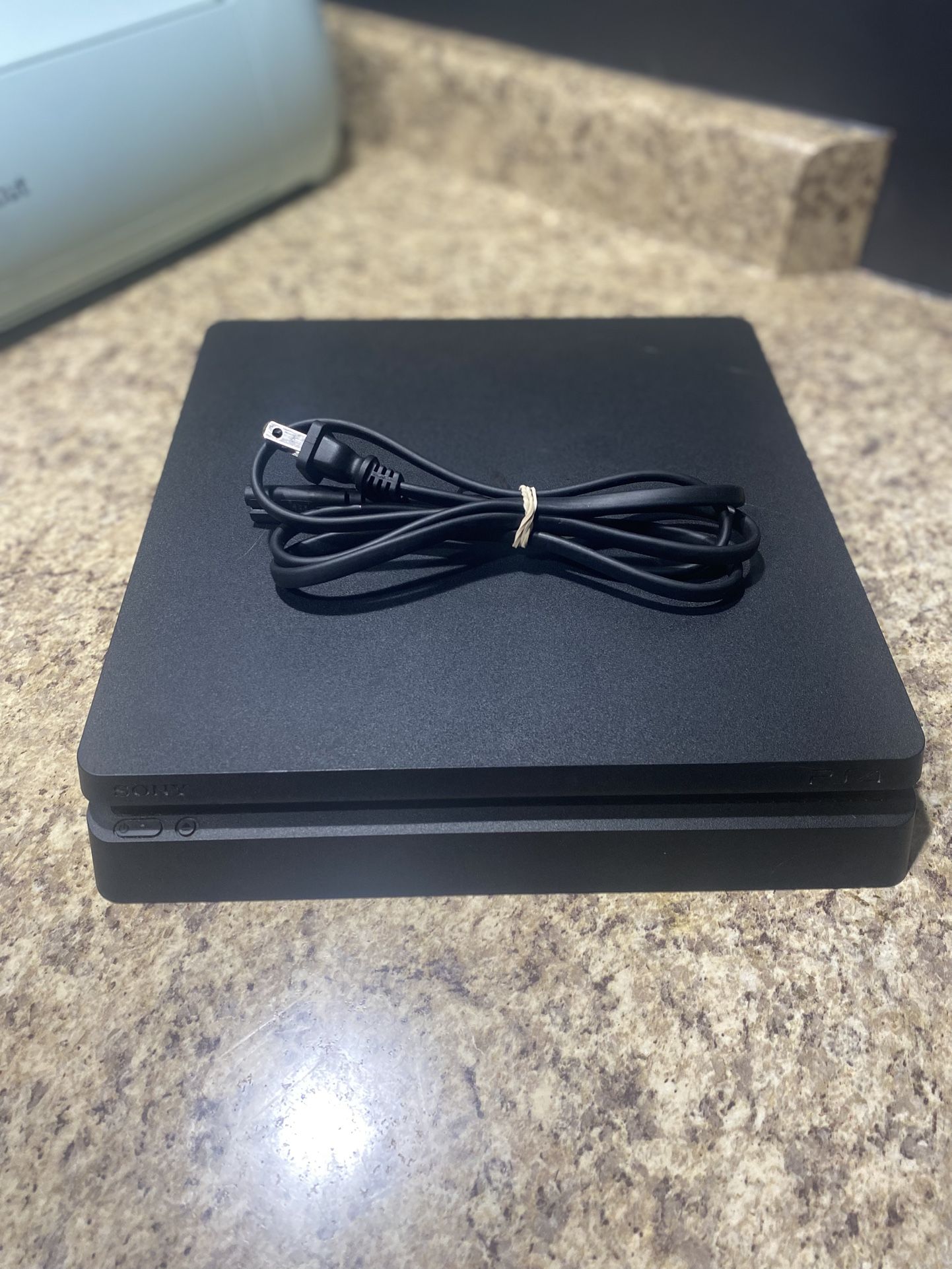 Sony PlayStation 4 Slim CUH-2015A 500GB HDD Home Video Game Console USED