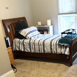 Free Twin Bed And Boxspring 