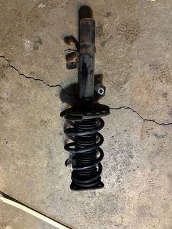Front strut passenger side ford escape 2014