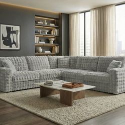 New Contemporary Modular Sectional Couch! Free Delivery 🚚!