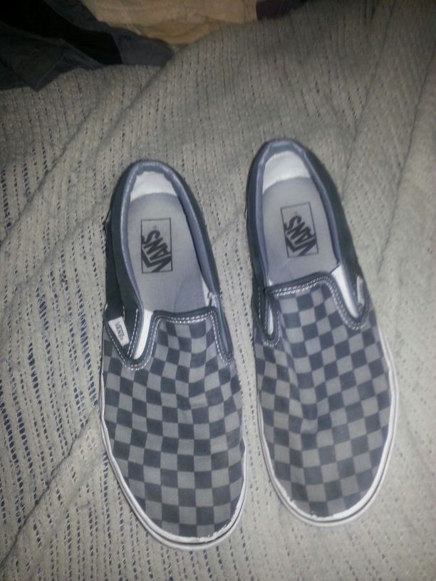 New VANS size 9...