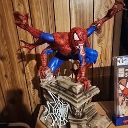 Spiderman Doppelganger Statue 