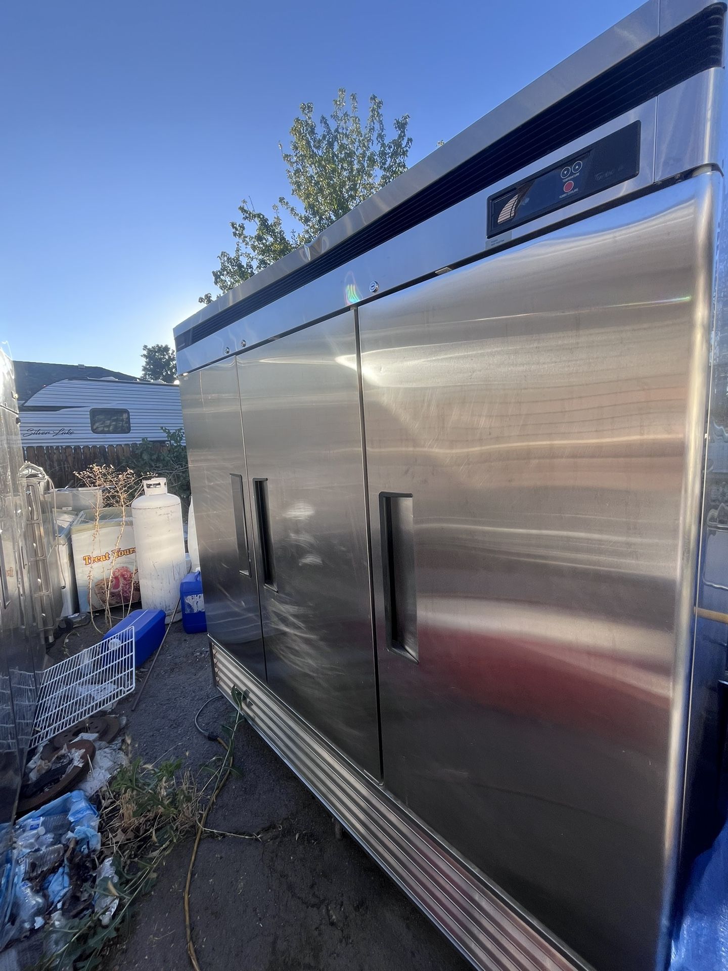 Turbo Air Deluxe Refrigerator 