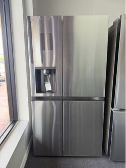LG refrigerator side by side