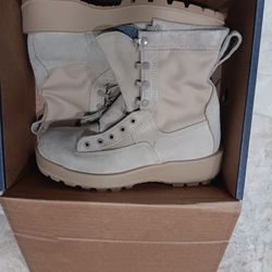 Combat Boots (NIB)