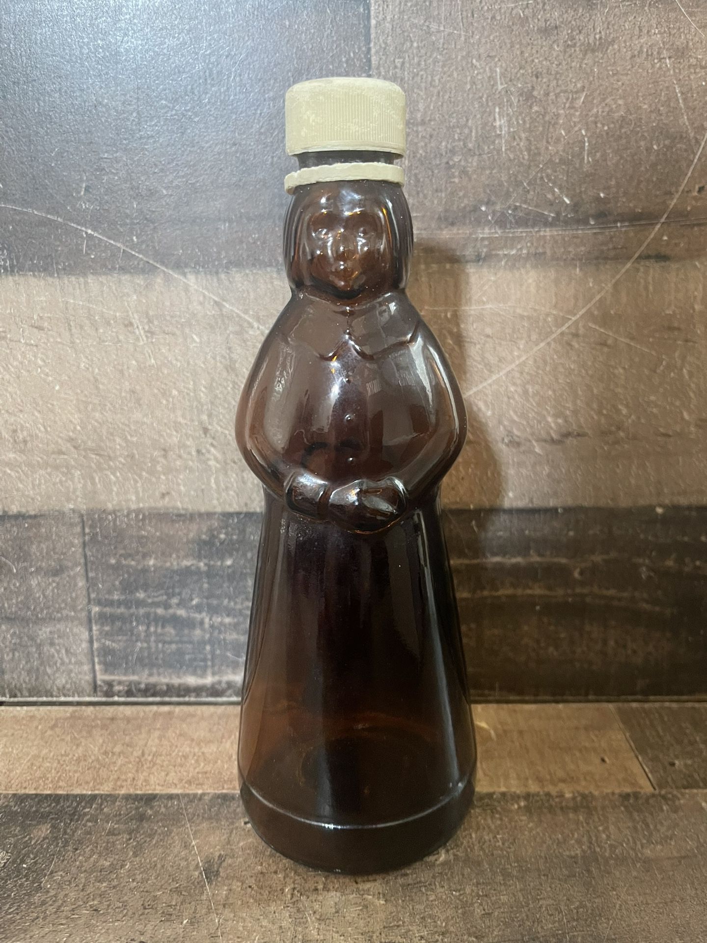Vintage 1980s Mrs. Butterworth's Brown Amber Glass Syrup Bottle 8 1/2" cap Kerr