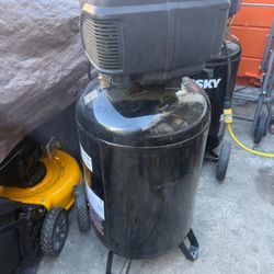 Husky 30 Gal. 175 PSI Oil Lubed Belt Drive Portable Vertical Electric Air Compressor 