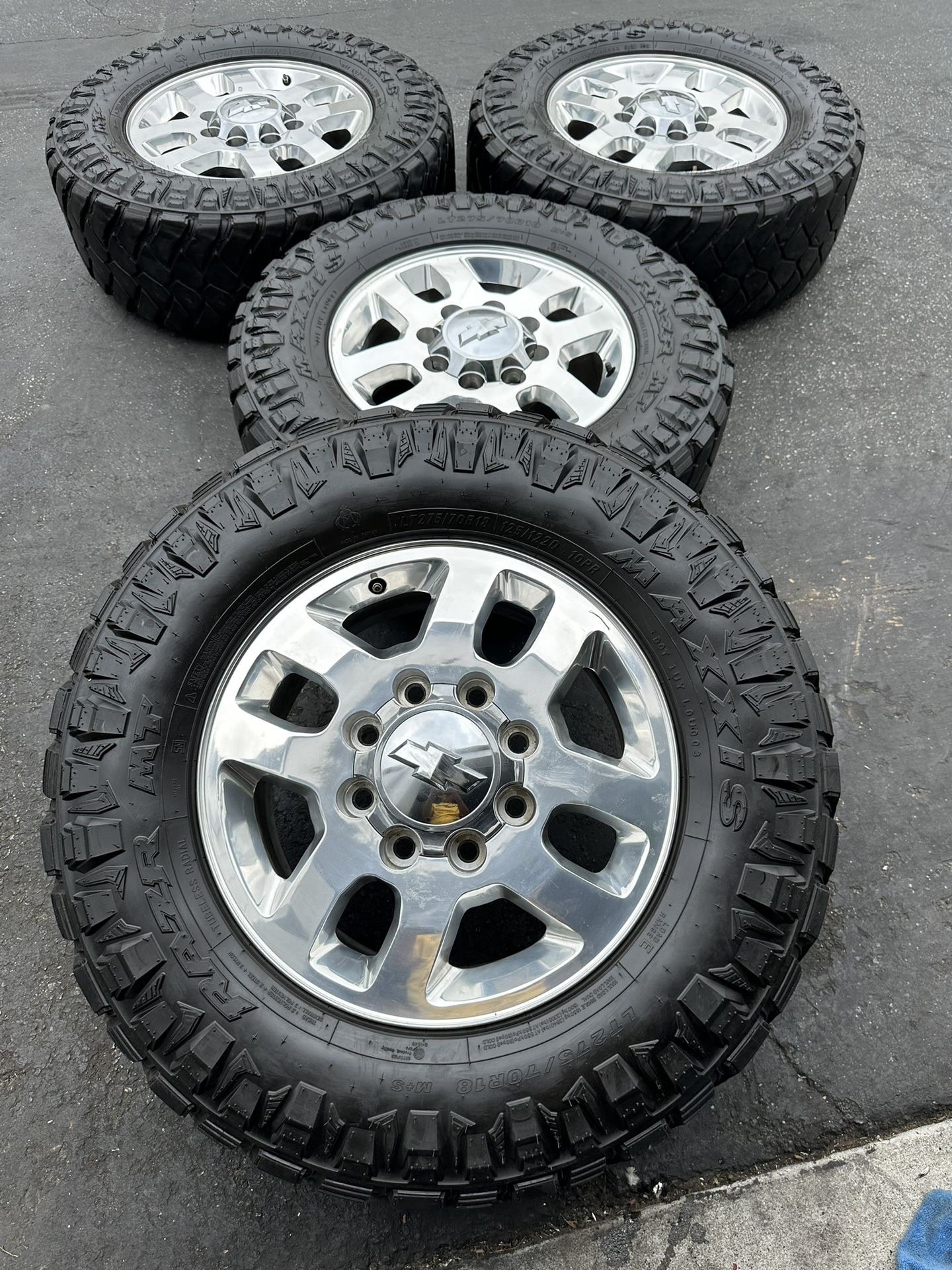 Chevy Silverado 2500 Chevy Silverado 3500 Rims And Tires Rims Good ...