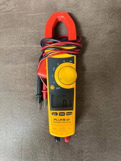 Fluke 337 Clamp Meter