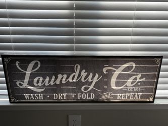 Horizontal wall art for laundry room