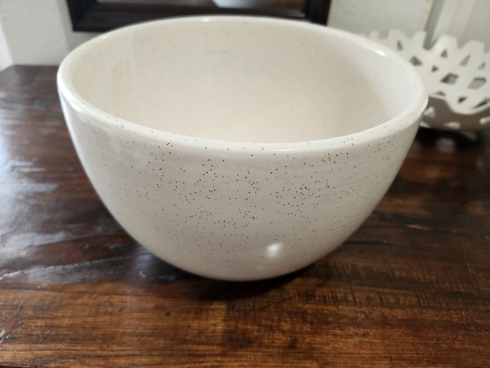 Large Bowl