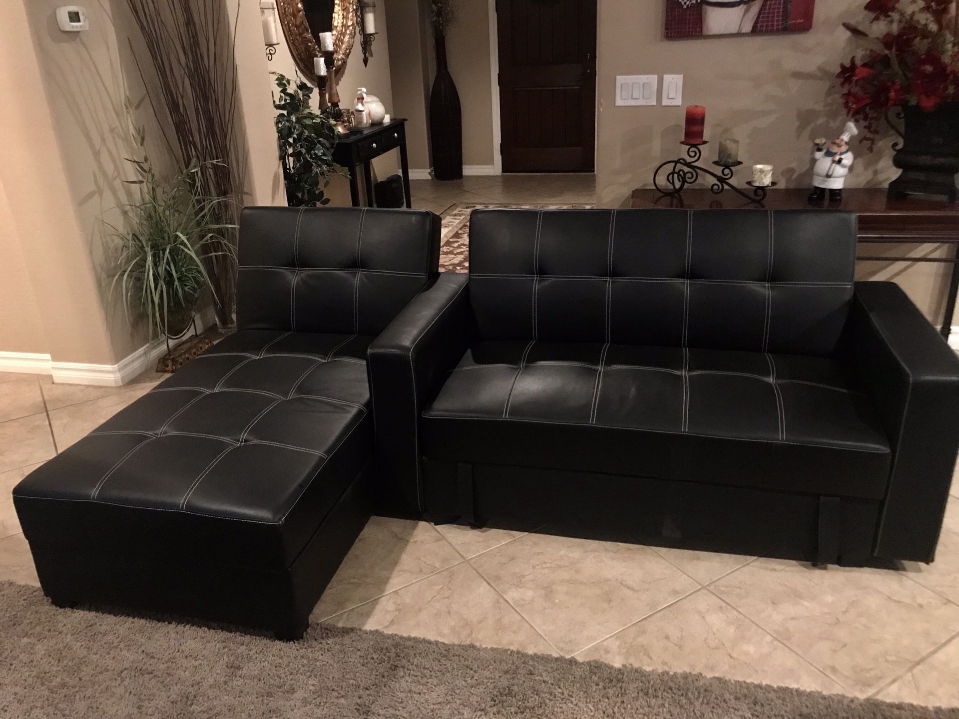 Sectional couch chairs