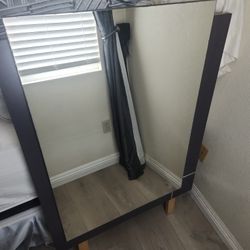 Dual Dresser MIRROR