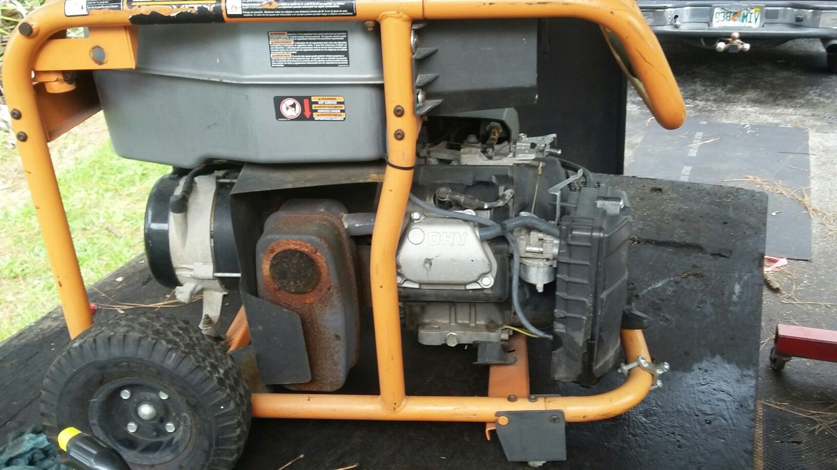 6500 starting Watts 8500 Ridgid generator electric start battery needs charging