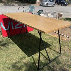 Foldable Table