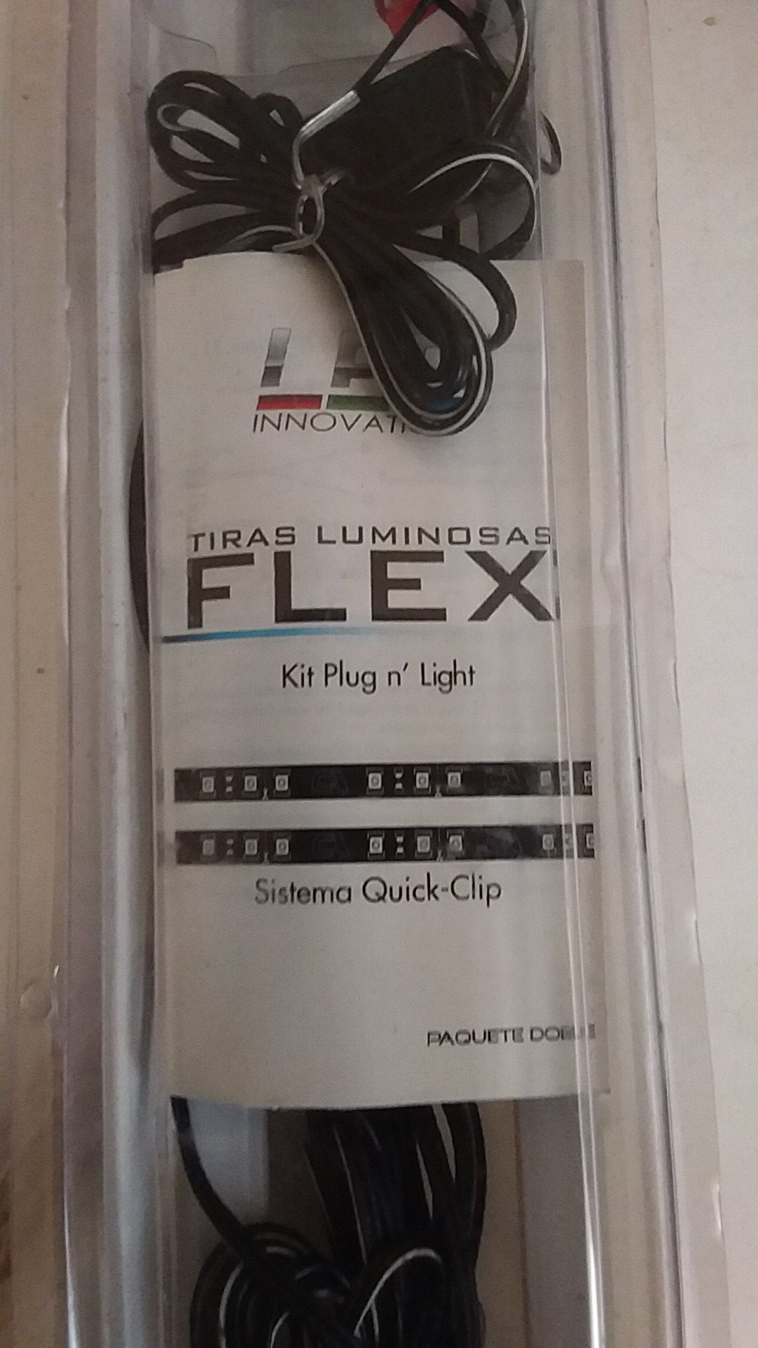 Plug in light Red strip for cars or trucks