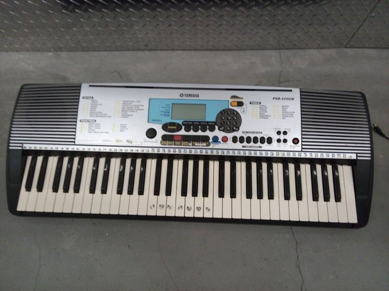 Electric Piano Yamaha Portable 