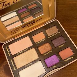 Too Faced Peanut Butter & Jelly Eyeshadow Collection