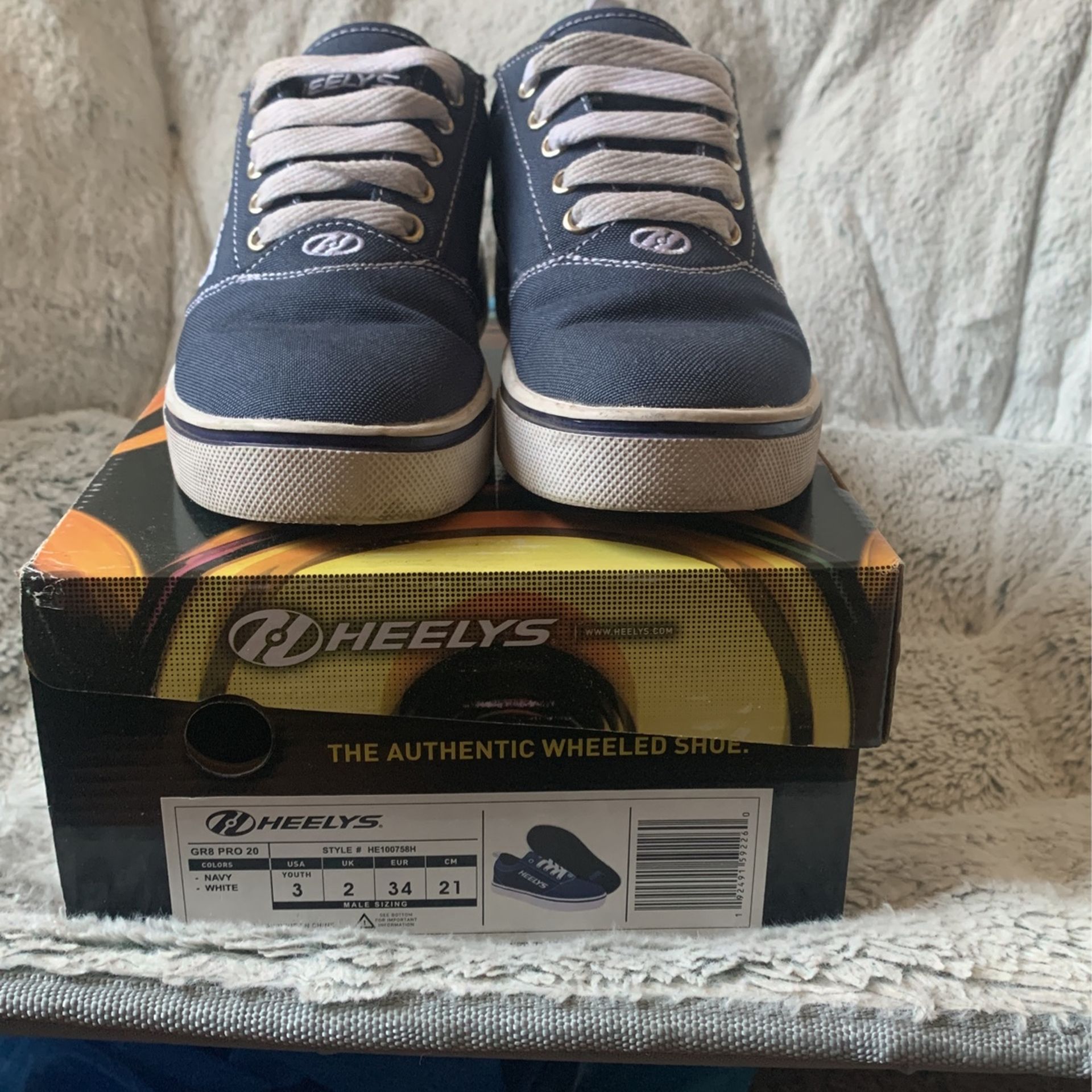 Heelys Youth Size USA