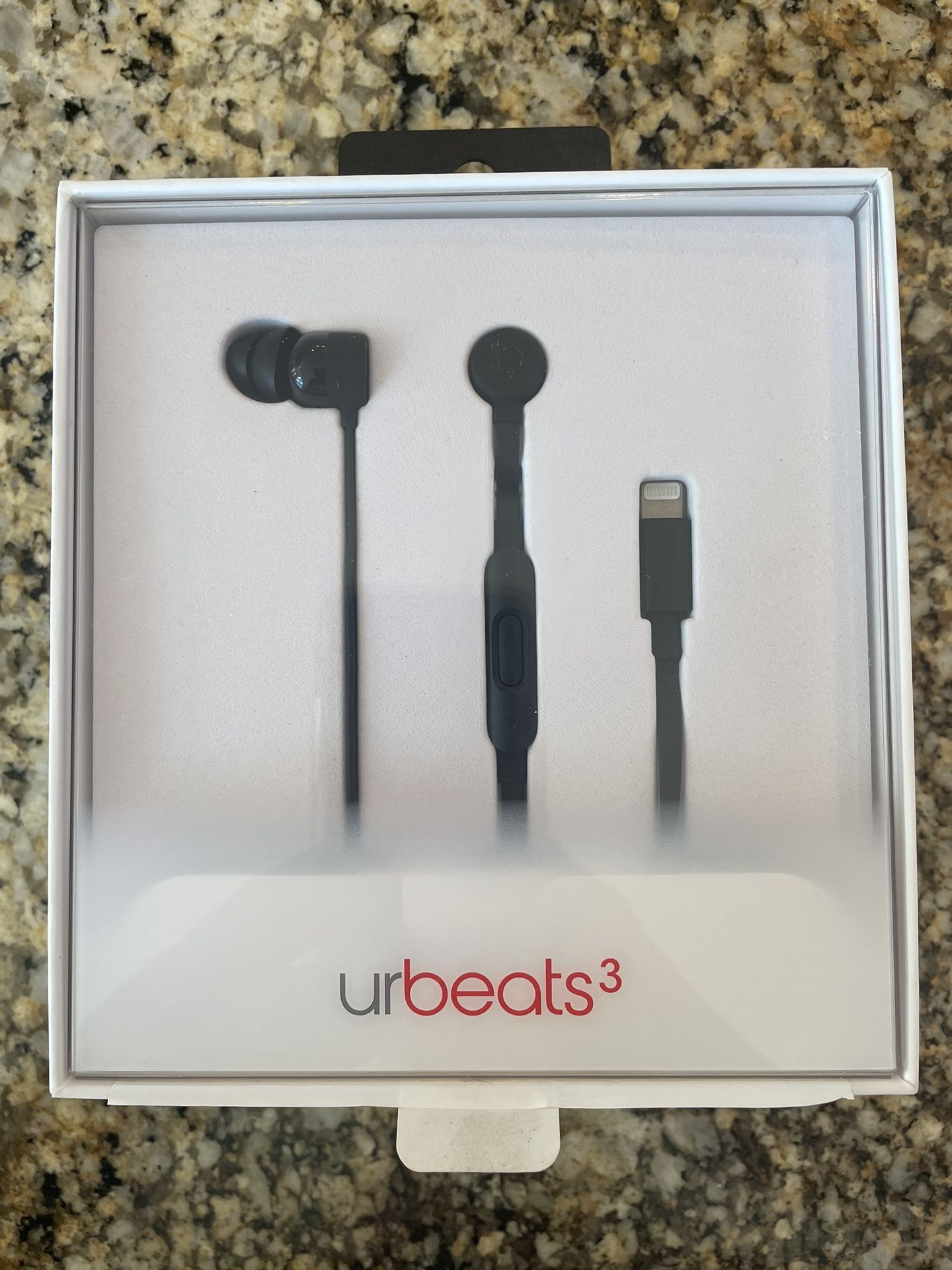 urBeats Lightening Earphones By Dr. Dre