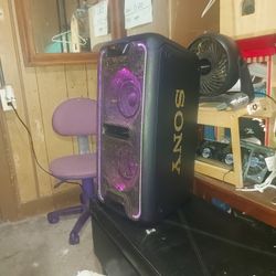 Sony GTK-XB7 BLUE TOOTH SPEAKER 