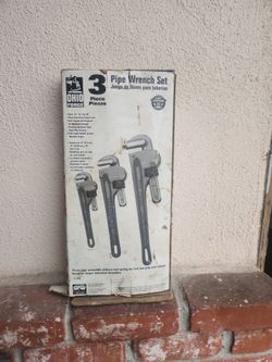 Pipe Wrench Set