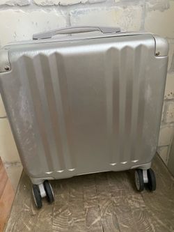 Cal pak silver small suitcase
