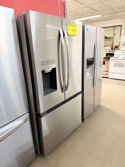 Stainless Steel French Door Refrigerator with Ice Dispenser