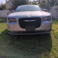 2016 Chrysler 300 S