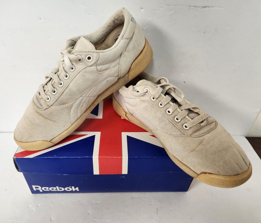 Lot of (6) Vintage Reebok Princess Women's Athletic Shoes 1980s. See Price in Description.