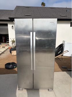 Whirlpool Refrigerator