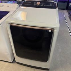 Samsung Electric Dryer In Ivory 