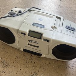 CD/RADIO/CASSETTES