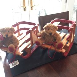 Set of 2- Teddy Bears 🧸 on Sleds 🛷
