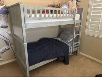 Bunk bed