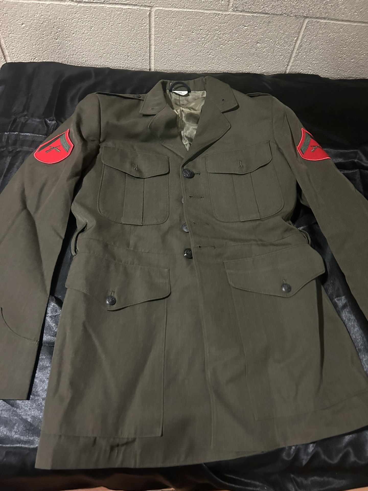 Usmc service Alpha Coat 39R