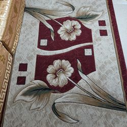 Red And Tan Rug: Flowers