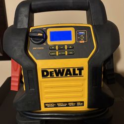 Dewalt Jump Start Pack ~ 1600 Amp