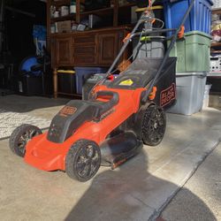Black+Decked Electric Lawnmower 13amp