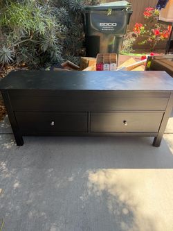 Black storage bench