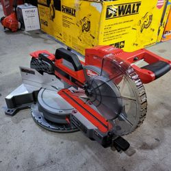 MILWAUKEE M18 CORDLESS MITER SAW 10 IN. FUEL BRUSHLESS $479