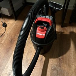2.5 Gallon Shop Vac