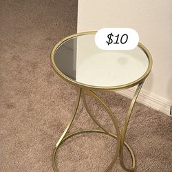 End table