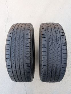 215/55/17 PAIR OF TIRES USED