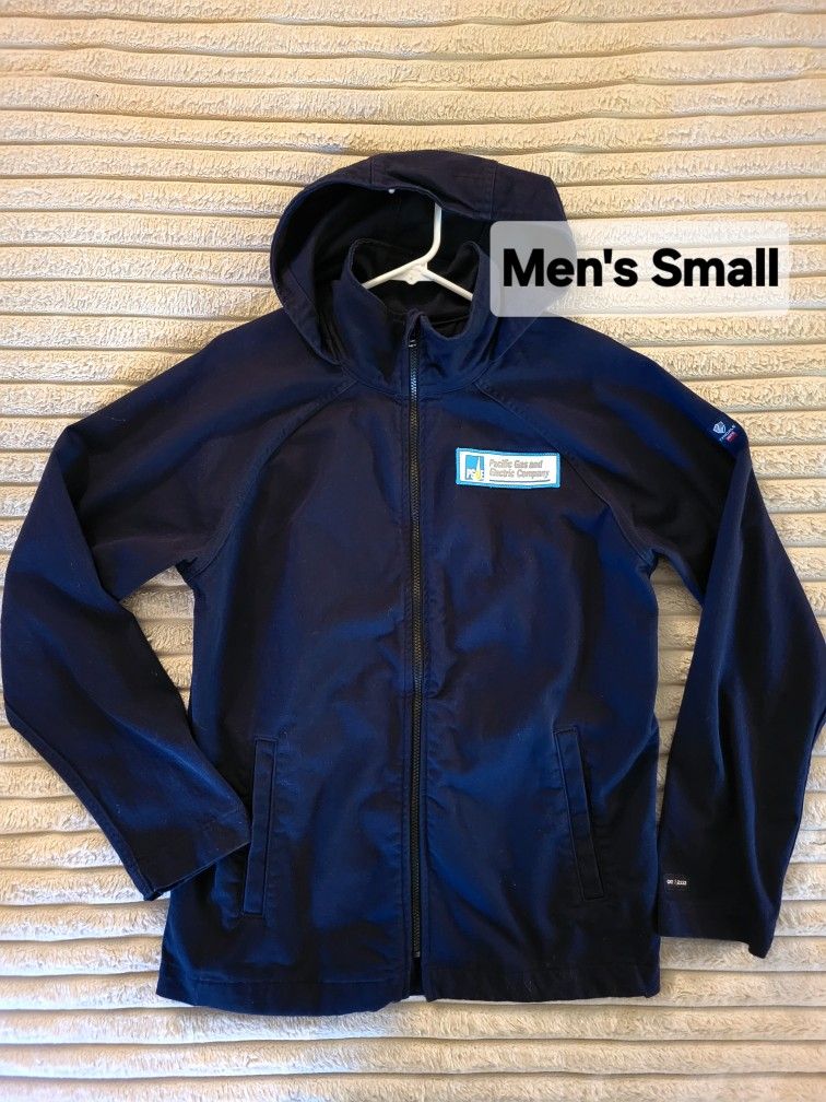 Pg&e Jacket. Like New. Heavy Fabric. Mens Small. Pockets, Zip Up W/ Hood.