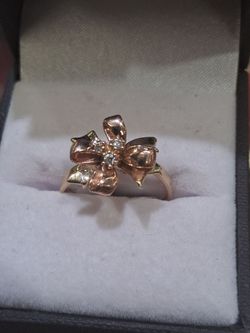 Flower ring