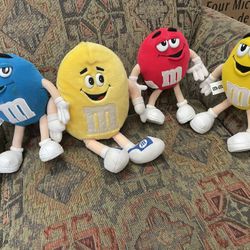 Set of 4 - M & M World Embroidered Plush Charcters