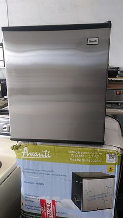 Mini fridge
