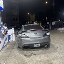 Hyundai Génesis 2.0T 2010